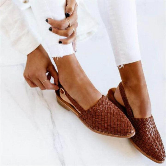 ANNE-MARIE™ | Handgemaakte Lage Sandalen