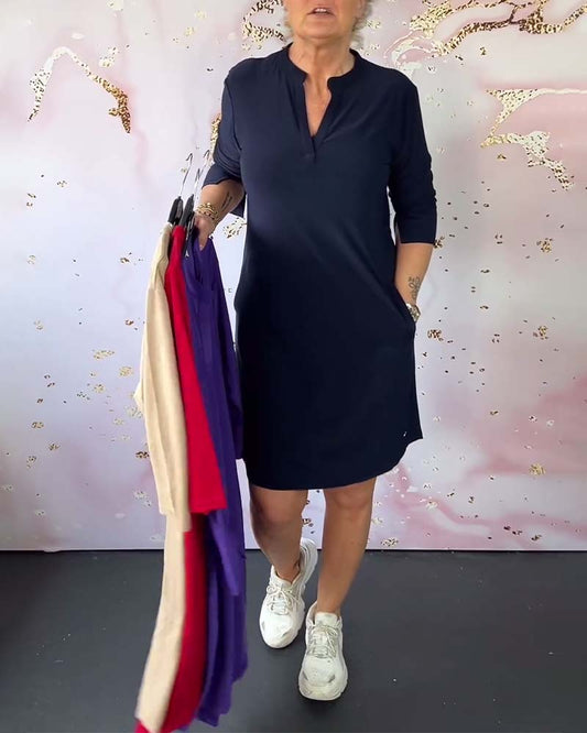 HANNA™ | Effen jurk met V-hals