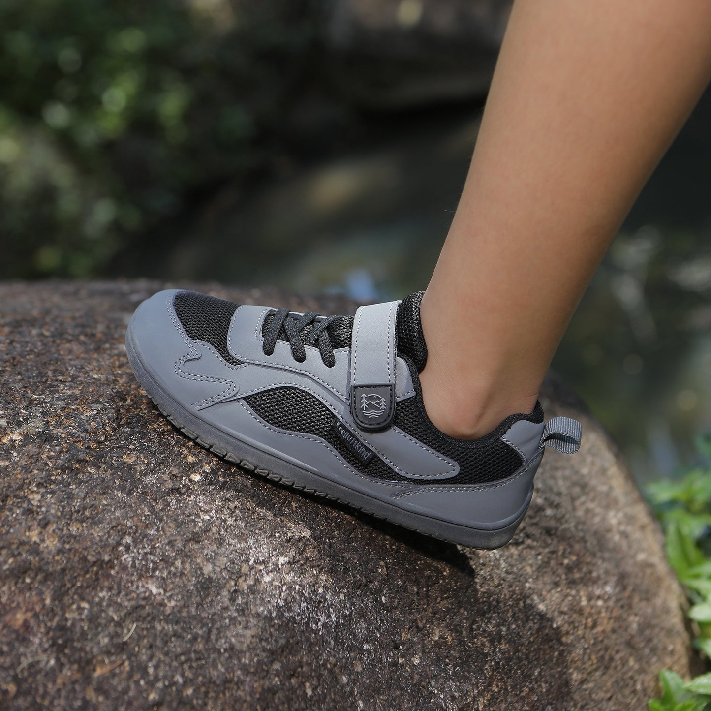 Everest Kids™ | Waterafstotende Barefoot Sneakers