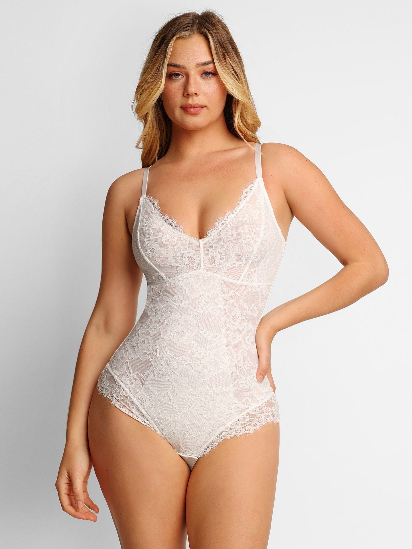 SIMONE™ | Elegante Kanten Shapebody